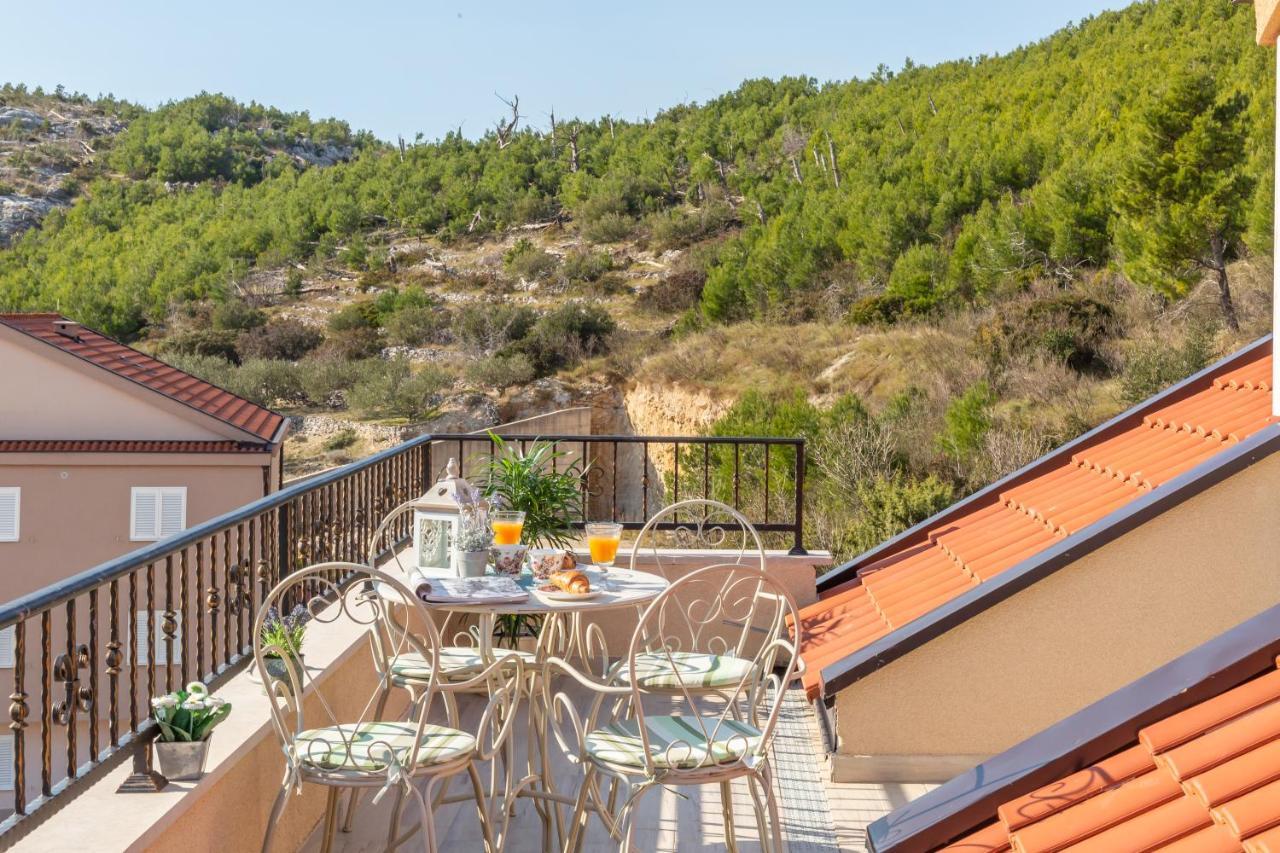 Ferdo 1 Hotell Makarska Exteriör bild