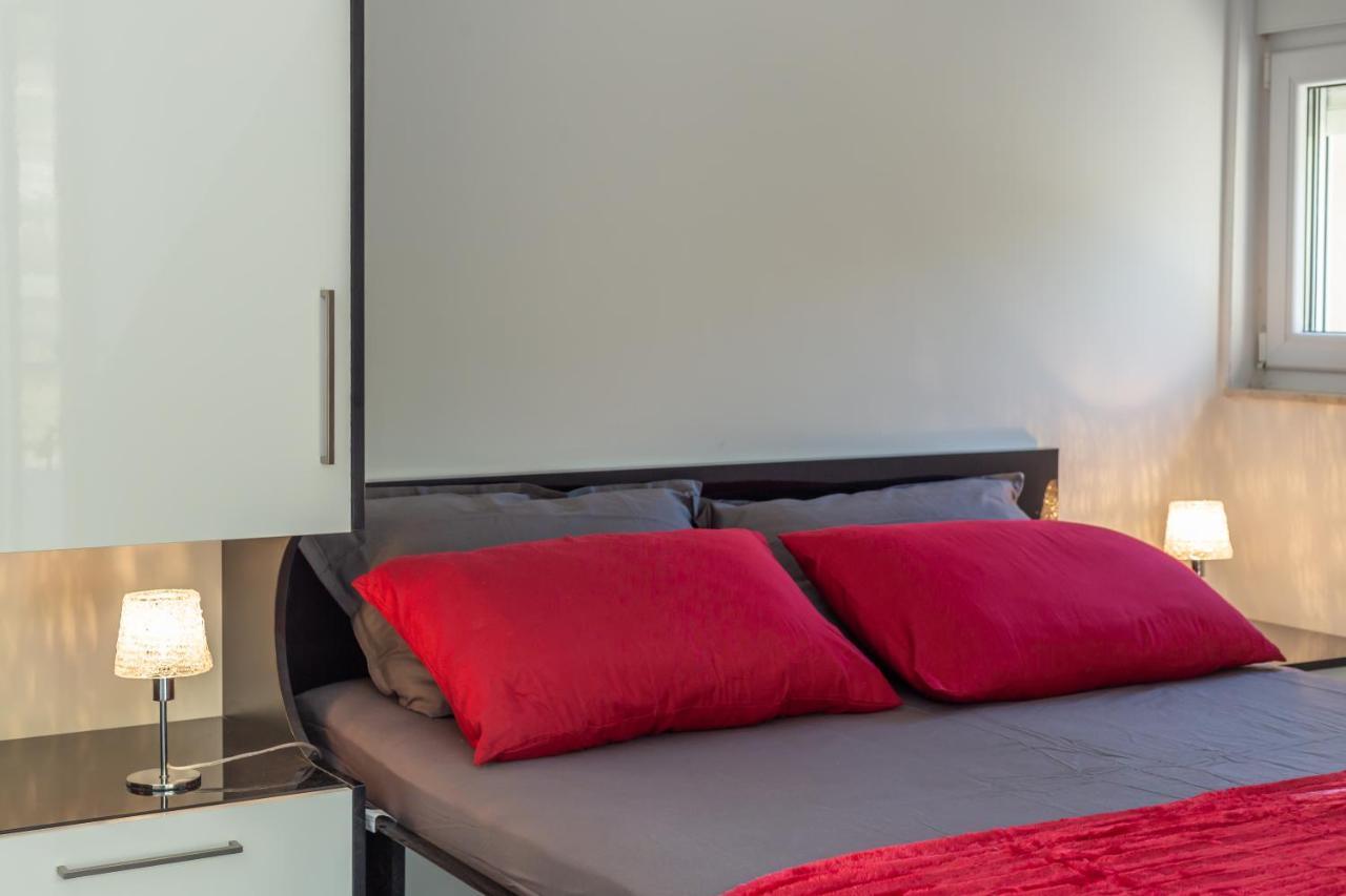 Ferdo 1 Hotell Makarska Exteriör bild